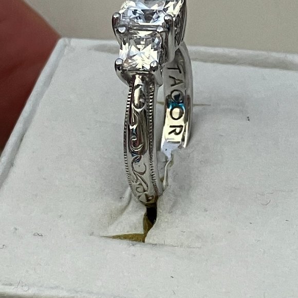 CZ 925 Sterling Silver ring TACORI Size 4 - Picture 6 of 8